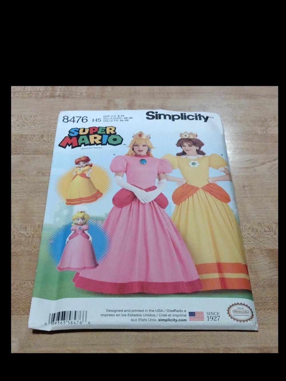 Simplicity 8476 OOP Super Mario Princess Peach & Daisy Costume Pattern